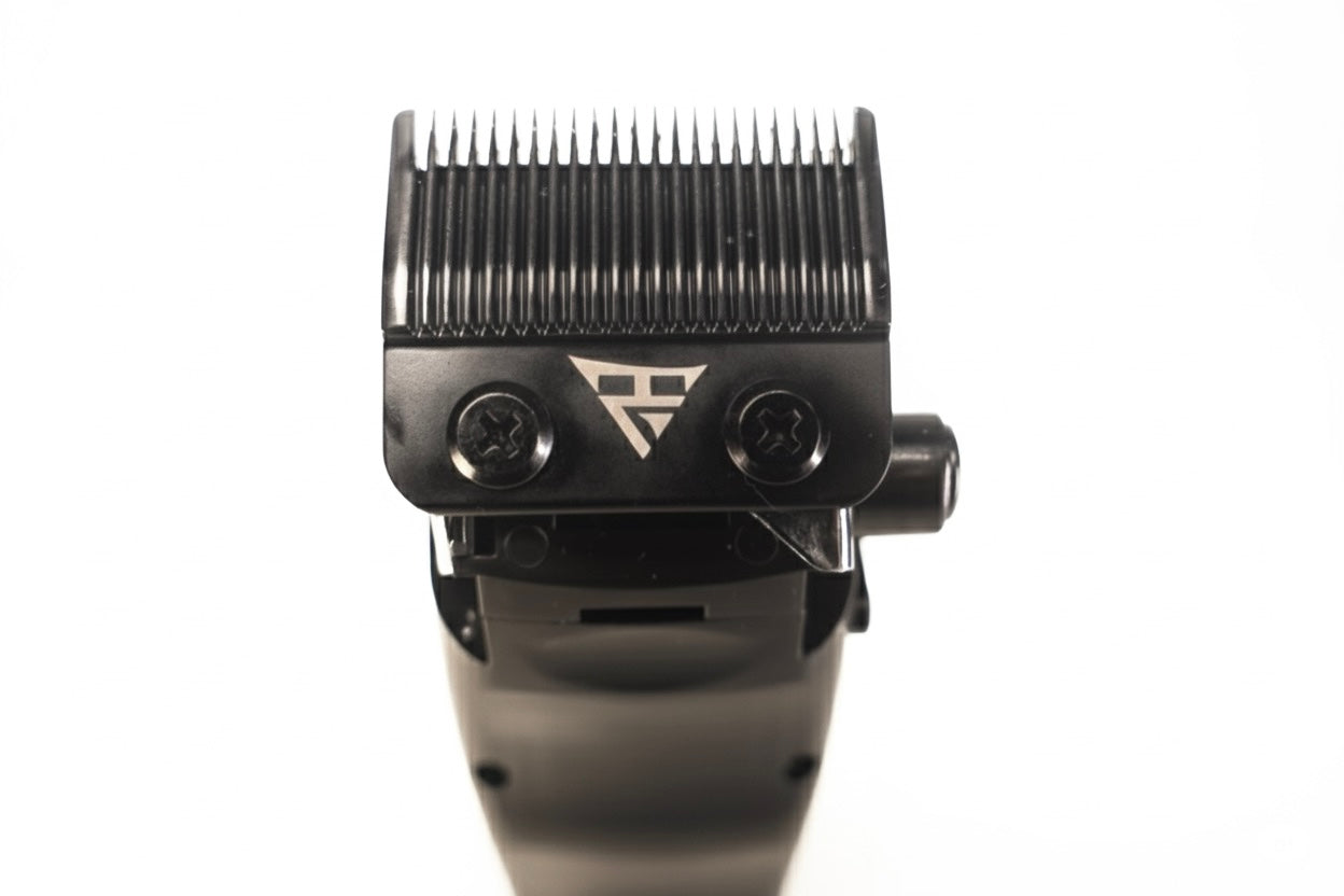 TraggøPro BLAZIK – Professional Cordless Hair Clipper