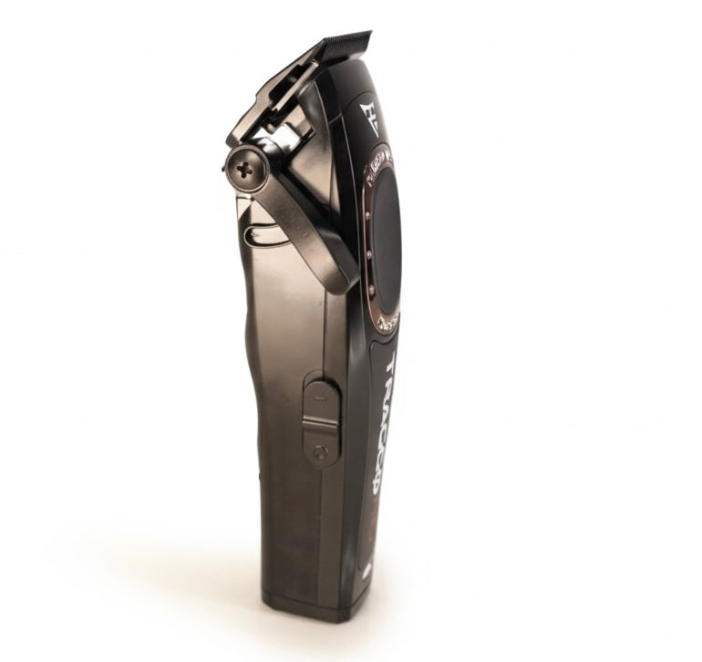 TraggøPro BLAZIK – Professional Cordless Hair Clipper